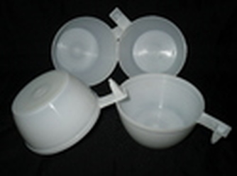 disposable tea and coffee cups